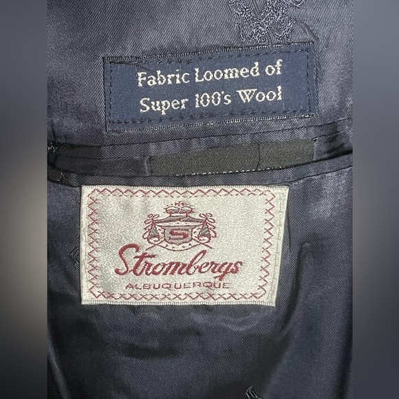 Vintage Burberry Blazer Mens 44R Navy Blue Gold Logo Buttons Wool Sport Coat - Picture 11 of 14